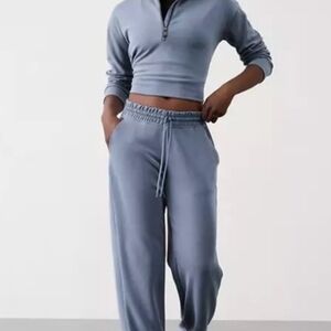 Athleta Seasoft Straight Blue Pants, Size XS